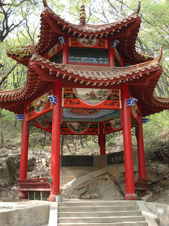 策馬來(lái)尋拔劍泉